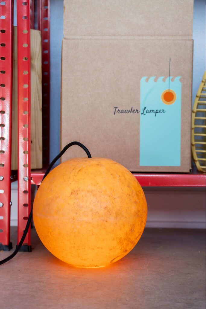 trawler lampe fra lyskiosk