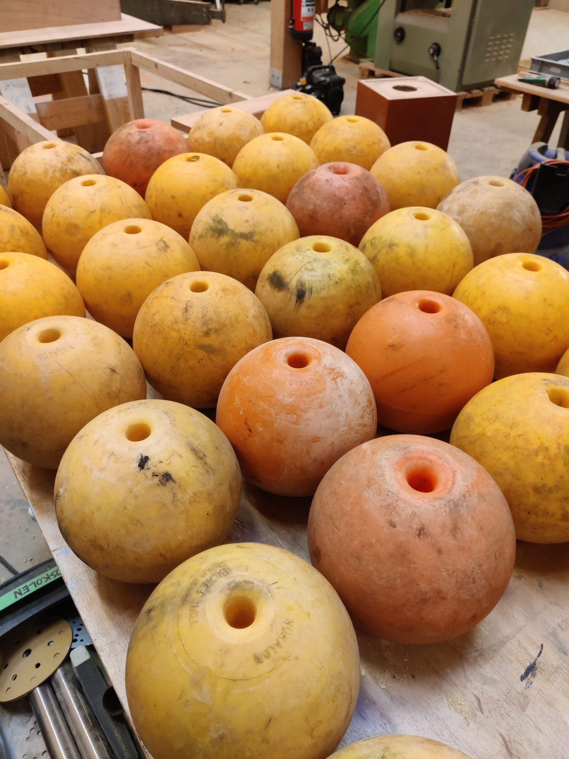 trawler lamper fra lyskiosk